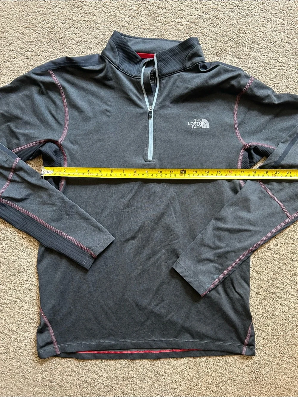 The North Face Pullover FlashDry 1/4 Quarter Zip Shirt charcoal Logo Small